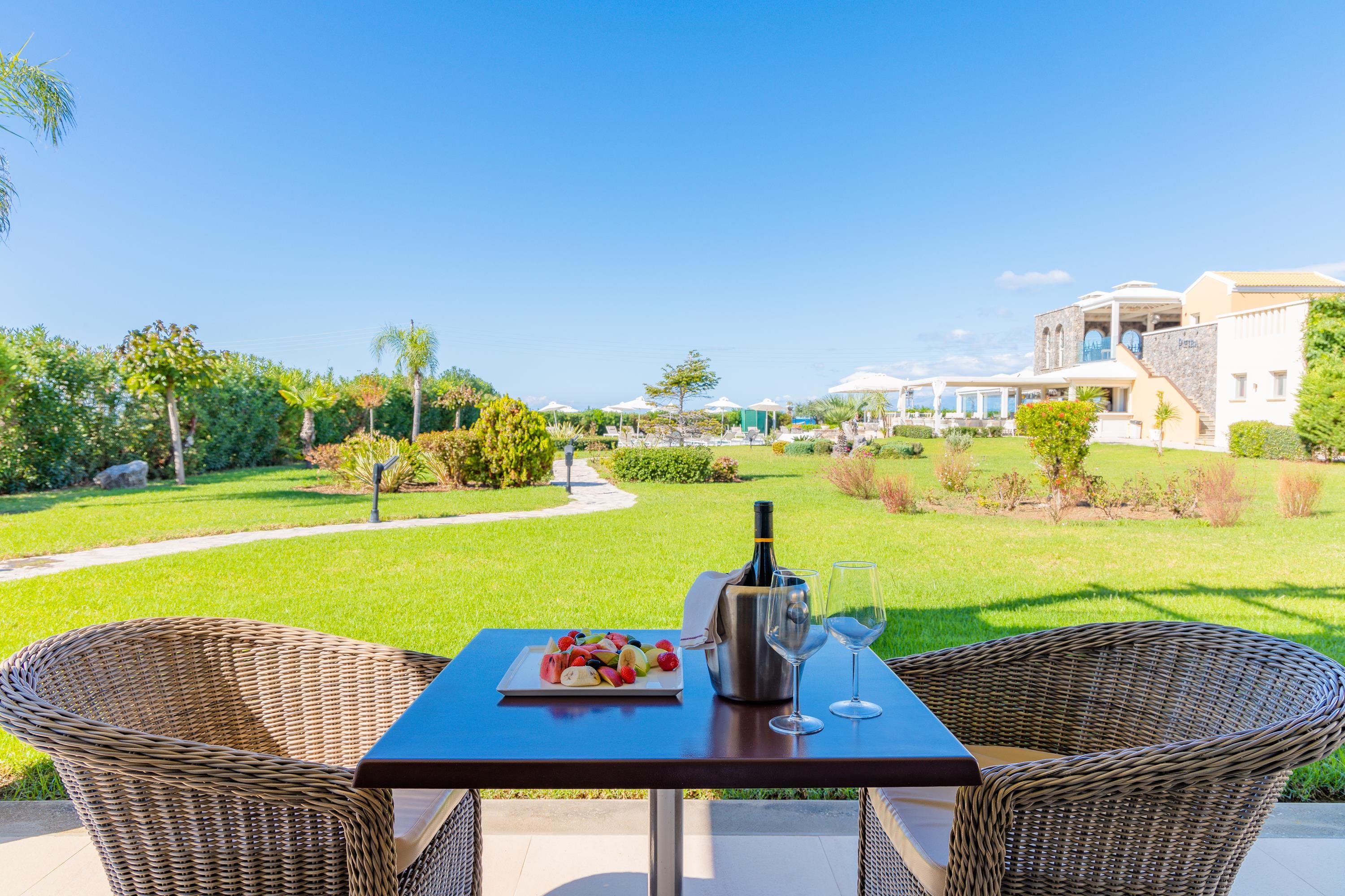 Restia Suites Exclusive Resort (Adults Only) Ахараві Екстер'єр фото