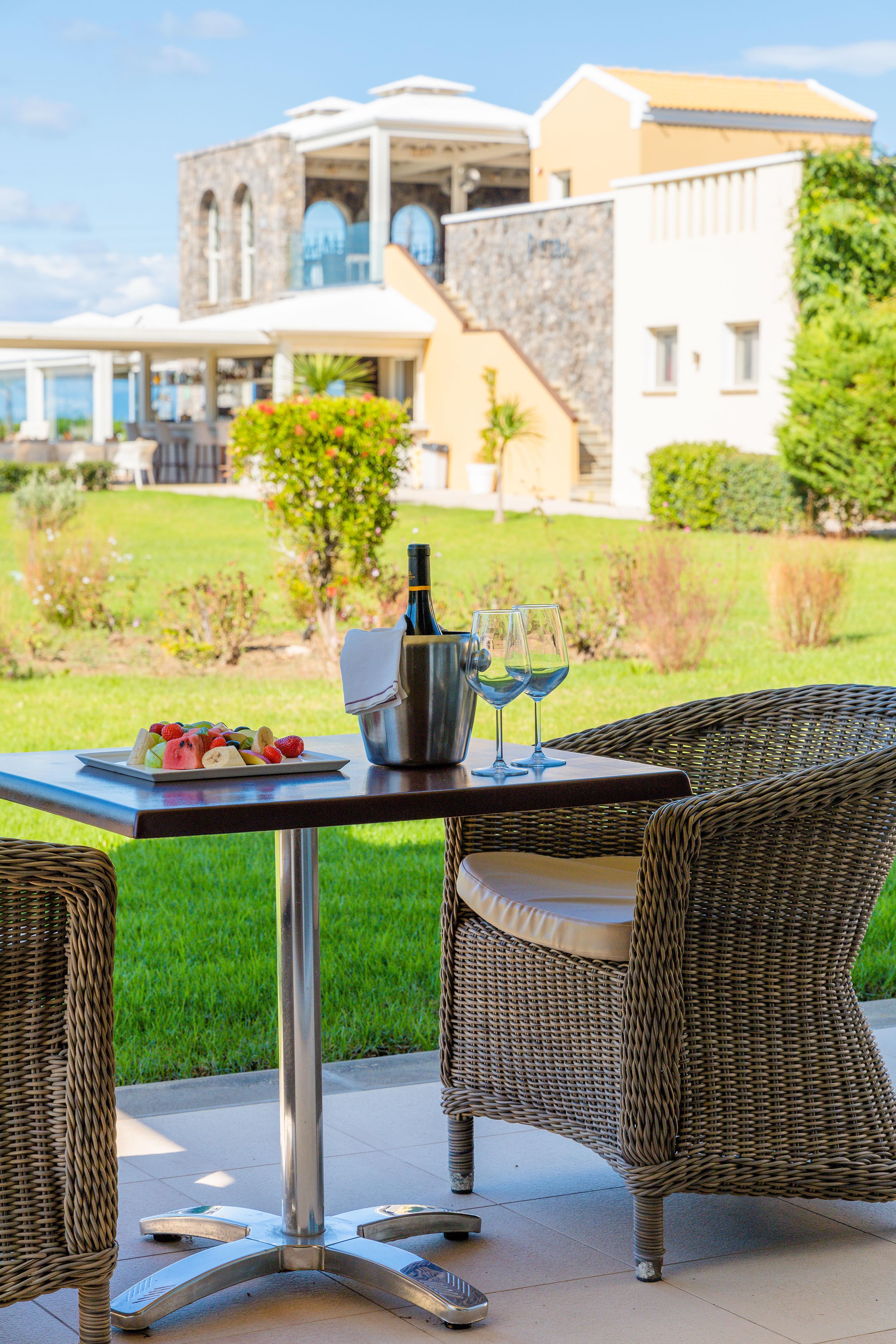 Restia Suites Exclusive Resort (Adults Only) Ахараві Екстер'єр фото